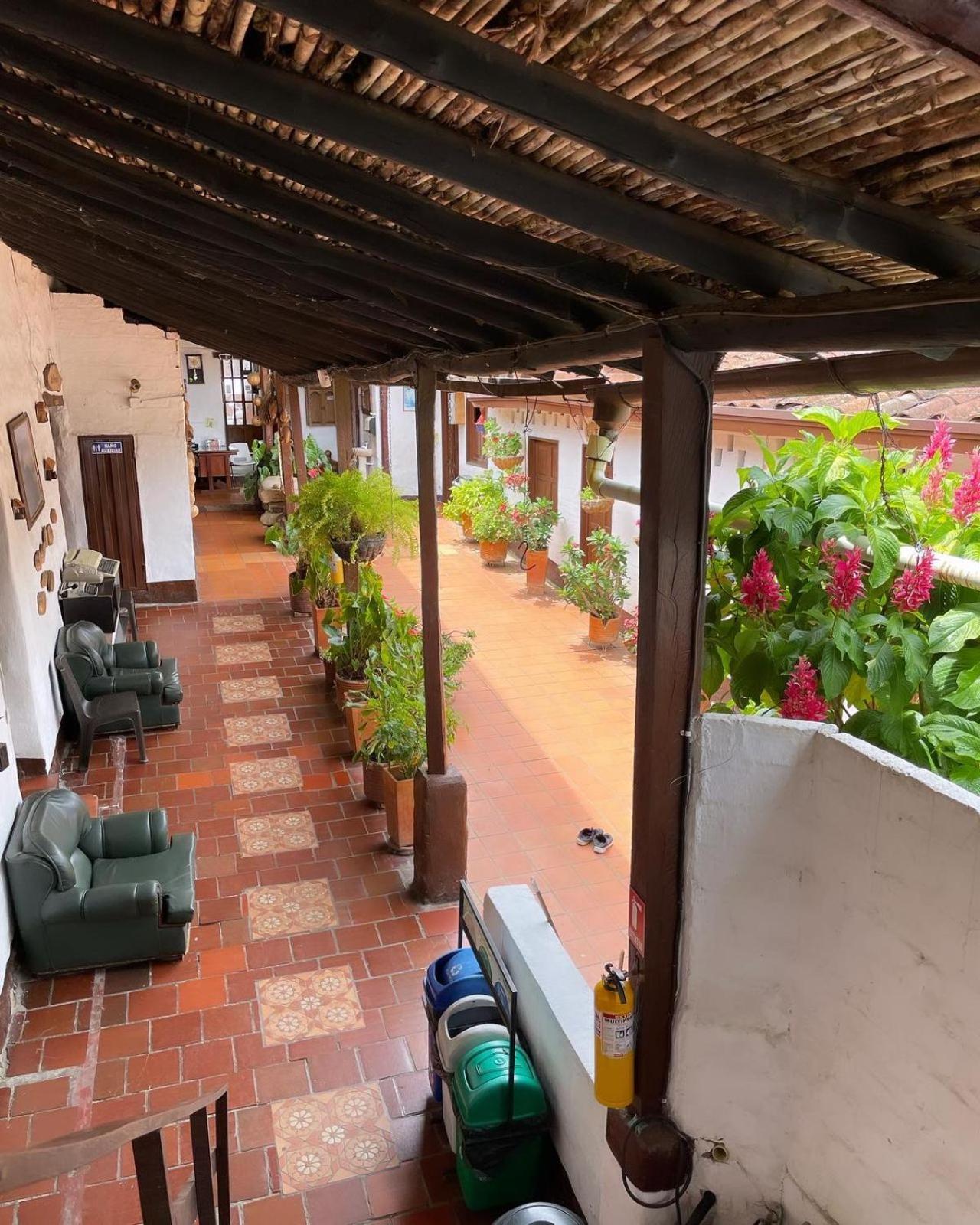 Hotel Casa Posada Don Chepe San Gil Exterior photo